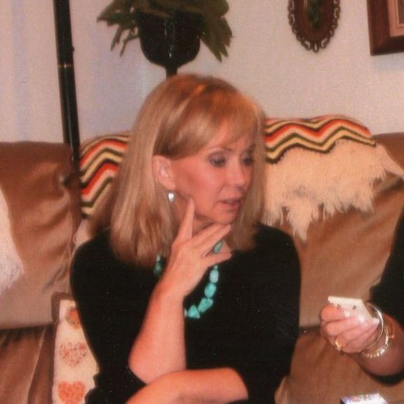 Meet your Posher, Samantha - Picture 1 of 1